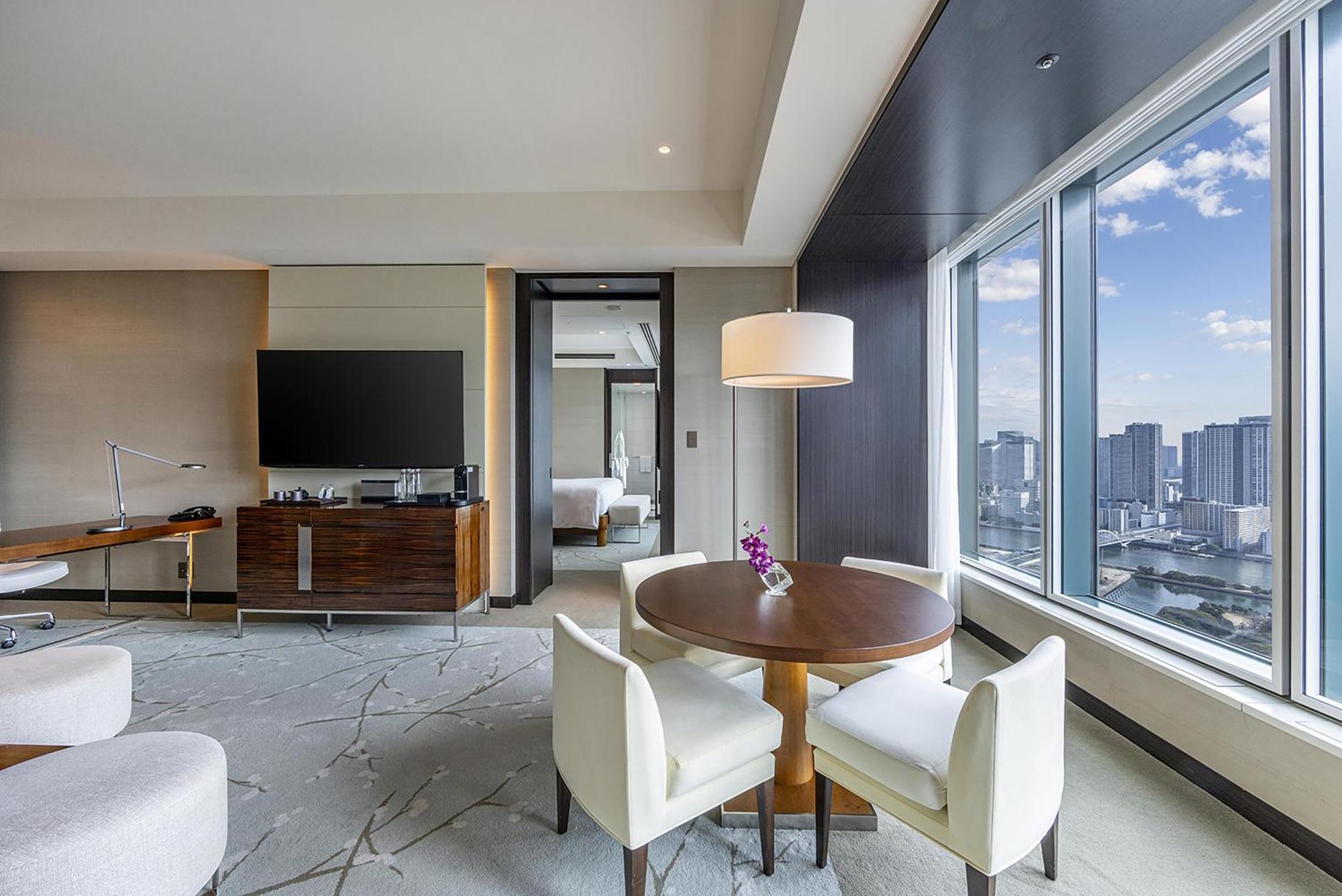 Conrad Tokyo — Bilder 1